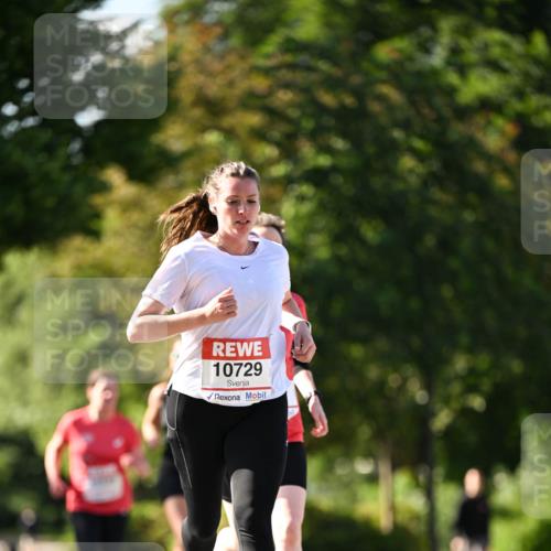 08.06.2024 - REWE Women's Run Dr. Thomas Lammeyer http://msf.ph/oto/6242639 09.06.2024 09:15:32 Laufen 10729 meine-sportfotos.de