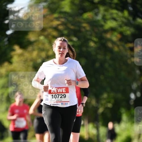 08.06.2024 - REWE Women's Run Dr. Thomas Lammeyer http://msf.ph/oto/6242642 09.06.2024 09:15:32 Laufen 10729 meine-sportfotos.de