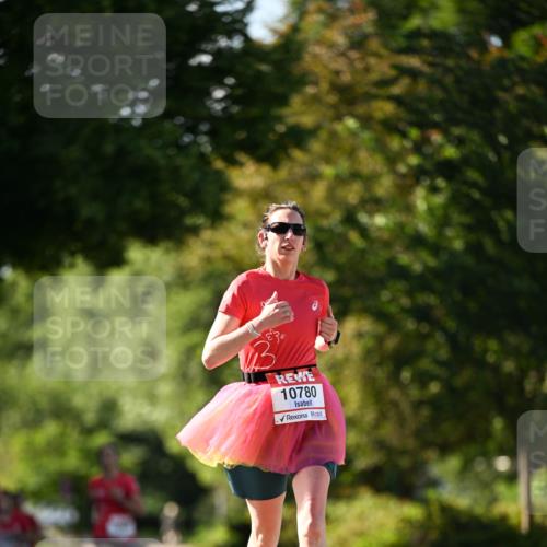 08.06.2024 - REWE Women's Run Dr. Thomas Lammeyer http://msf.ph/oto/6242675 09.06.2024 09:15:44 Laufen 10780 meine-sportfotos.de
