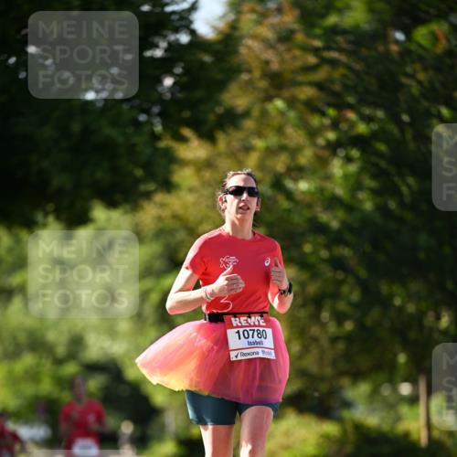 08.06.2024 - REWE Women's Run Dr. Thomas Lammeyer http://msf.ph/oto/6242676 09.06.2024 09:15:44 Laufen 10780 meine-sportfotos.de