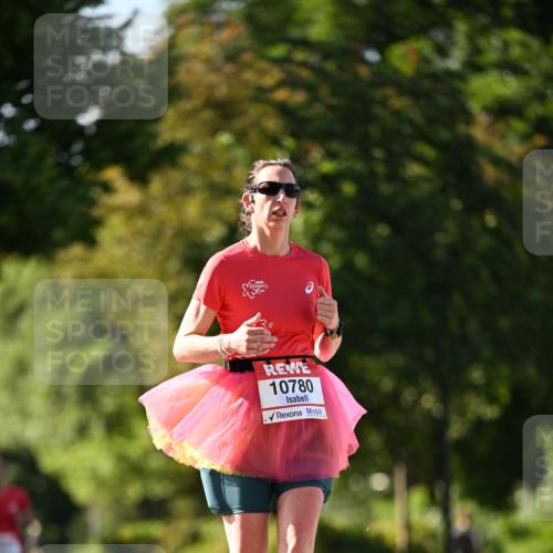 08.06.2024 - REWE Women's Run Dr. Thomas Lammeyer http://msf.ph/oto/6242681 09.06.2024 09:15:45 Laufen 10780 meine-sportfotos.de