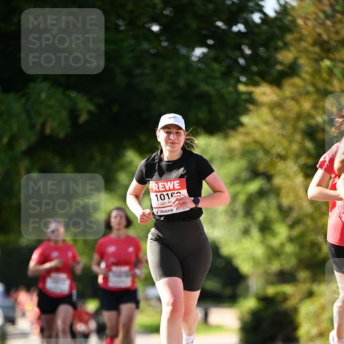 08.06.2024 - REWE Women's Run Dr. Thomas Lammeyer http://msf.ph/oto/6242724 09.06.2024 09:15:56 Laufen 1016 meine-sportfotos.de