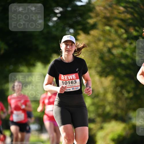 08.06.2024 - REWE Women's Run Dr. Thomas Lammeyer http://msf.ph/oto/6242730 09.06.2024 09:15:57 Laufen 10163 meine-sportfotos.de