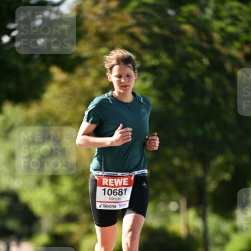 08.06.2024 - REWE Women's Run Dr. Thomas Lammeyer http://msf.ph/oto/6242765 09.06.2024 09:16:07 Laufen 10681 meine-sportfotos.de