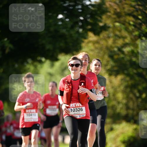 08.06.2024 - REWE Women's Run Dr. Thomas Lammeyer http://msf.ph/oto/6242792 09.06.2024 09:16:13 Laufen 10410, 10326, 099 meine-sportfotos.de