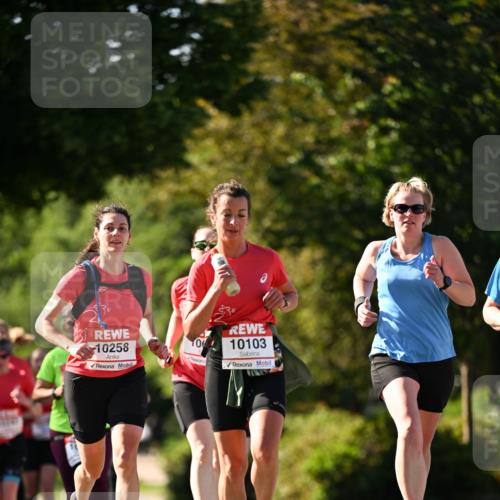 08.06.2024 - REWE Women's Run Dr. Thomas Lammeyer http://msf.ph/oto/6242925 09.06.2024 09:16:39 Laufen 10258, 10103 meine-sportfotos.de