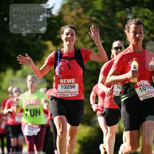 08.06.2024 - REWE Women's Run Dr. Thomas Lammeyer http://msf.ph/oto/6242940 09.06.2024 09:16:42 Laufen 1041, 10258, 10, 10 meine-sportfotos.de