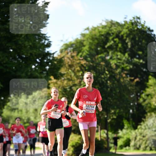 08.06.2024 - REWE Women's Run Dr. Thomas Lammeyer http://msf.ph/oto/6243012 09.06.2024 09:16:56 Laufen 10240, 1631, 10754 meine-sportfotos.de