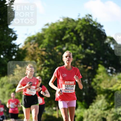 08.06.2024 - REWE Women's Run Dr. Thomas Lammeyer http://msf.ph/oto/6243017 09.06.2024 09:16:56 Laufen 240, 10754 meine-sportfotos.de