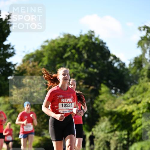 08.06.2024 - REWE Women's Run Dr. Thomas Lammeyer http://msf.ph/oto/6243040 09.06.2024 09:17:01 Laufen 10523 meine-sportfotos.de