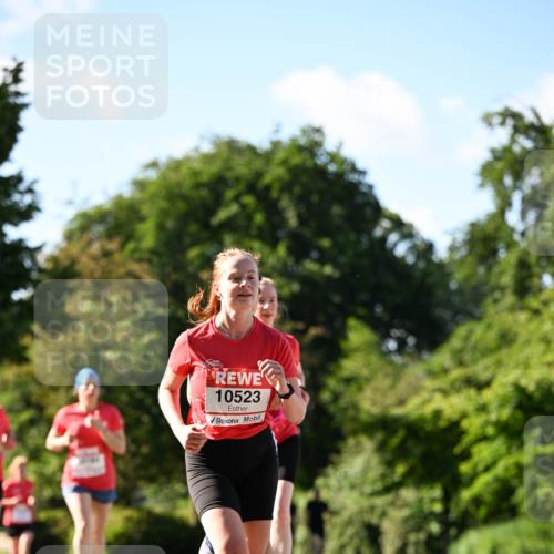 08.06.2024 - REWE Women's Run Dr. Thomas Lammeyer http://msf.ph/oto/6243041 09.06.2024 09:17:01 Laufen 10523 meine-sportfotos.de