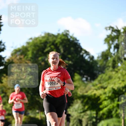 08.06.2024 - REWE Women's Run Dr. Thomas Lammeyer http://msf.ph/oto/6243042 09.06.2024 09:17:01 Laufen 10523 meine-sportfotos.de