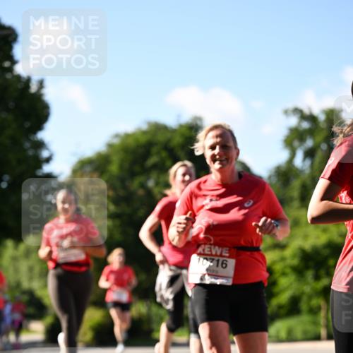 08.06.2024 - REWE Women's Run Dr. Thomas Lammeyer http://msf.ph/oto/6243063 09.06.2024 09:17:05 Laufen 10716 meine-sportfotos.de