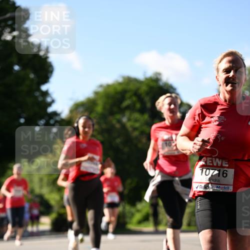 08.06.2024 - REWE Women's Run Dr. Thomas Lammeyer http://msf.ph/oto/6243064 09.06.2024 09:17:05 Laufen 10716 meine-sportfotos.de