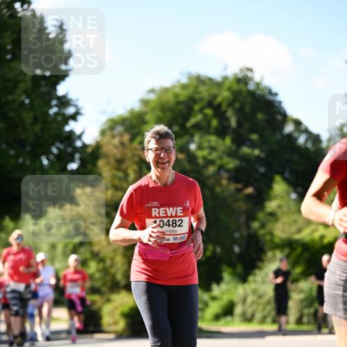 08.06.2024 - REWE Women's Run Dr. Thomas Lammeyer http://msf.ph/oto/6243080 09.06.2024 09:17:08 Laufen 10482 meine-sportfotos.de