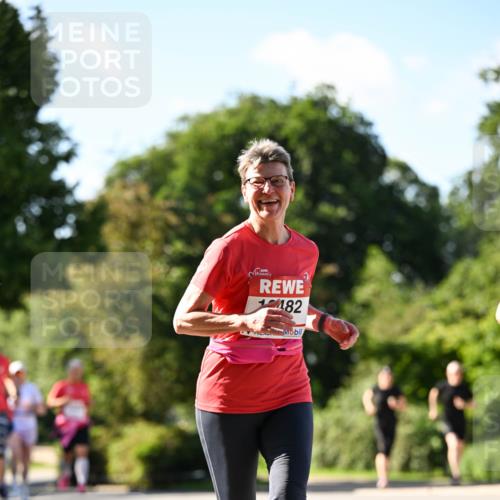 08.06.2024 - REWE Women's Run Dr. Thomas Lammeyer http://msf.ph/oto/6243082 09.06.2024 09:17:08 Laufen 82 meine-sportfotos.de