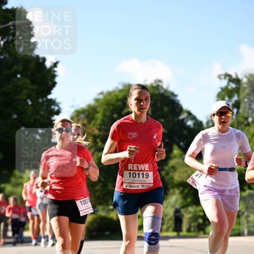 08.06.2024 - REWE Women's Run Dr. Thomas Lammeyer http://msf.ph/oto/6243114 09.06.2024 09:17:15 Laufen 1007, 10119 meine-sportfotos.de