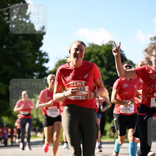 08.06.2024 - REWE Women's Run Dr. Thomas Lammeyer http://msf.ph/oto/6243156 09.06.2024 09:17:23 Laufen 10795, 565, 0758, 1 meine-sportfotos.de