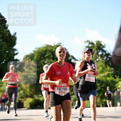 08.06.2024 - REWE Women's Run Dr. Thomas Lammeyer http://msf.ph/oto/6243163 09.06.2024 09:17:24 Laufen 10795, 10104 meine-sportfotos.de