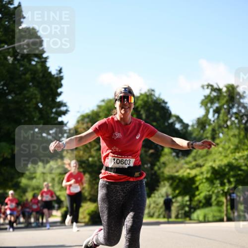 08.06.2024 - REWE Women's Run Dr. Thomas Lammeyer http://msf.ph/oto/6243176 09.06.2024 09:17:27 Laufen 0603 meine-sportfotos.de