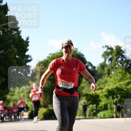 08.06.2024 - REWE Women's Run Dr. Thomas Lammeyer http://msf.ph/oto/6243177 09.06.2024 09:17:27 Laufen 0603 meine-sportfotos.de