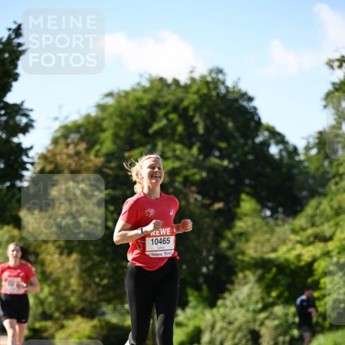 08.06.2024 - REWE Women's Run Dr. Thomas Lammeyer http://msf.ph/oto/6243183 09.06.2024 09:17:29 Laufen 10465 meine-sportfotos.de