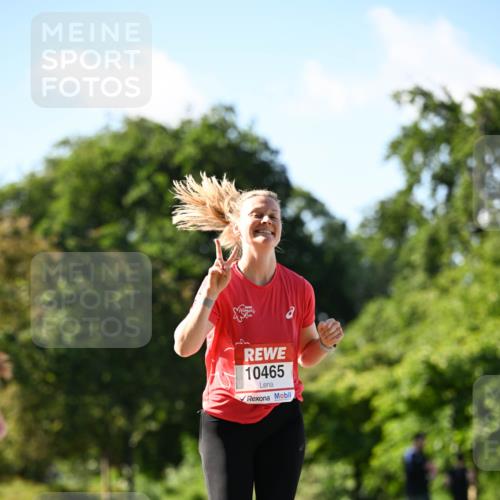 08.06.2024 - REWE Women's Run Dr. Thomas Lammeyer http://msf.ph/oto/6243189 09.06.2024 09:17:30 Laufen 10465 meine-sportfotos.de