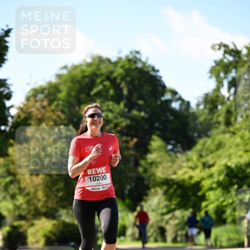 08.06.2024 - REWE Women's Run Dr. Thomas Lammeyer http://msf.ph/oto/6243272 09.06.2024 09:17:44 Laufen 10200 meine-sportfotos.de