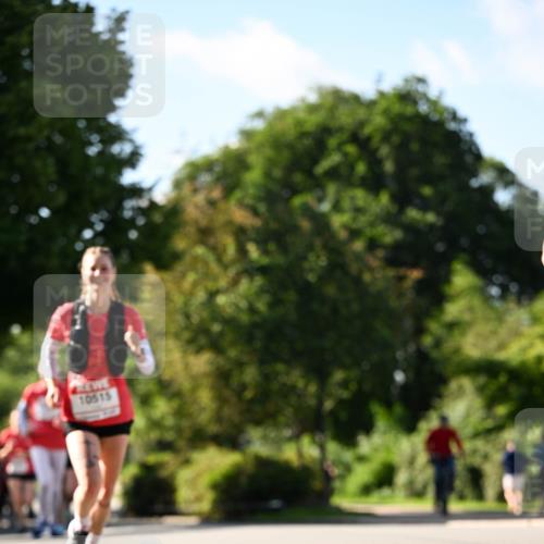 08.06.2024 - REWE Women's Run Dr. Thomas Lammeyer http://msf.ph/oto/6243281 09.06.2024 09:17:45 Laufen 10515 meine-sportfotos.de