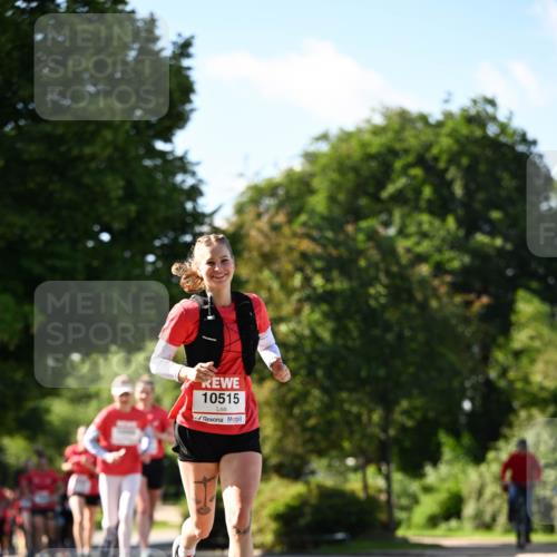08.06.2024 - REWE Women's Run Dr. Thomas Lammeyer http://msf.ph/oto/6243283 09.06.2024 09:17:46 Laufen 10515 meine-sportfotos.de