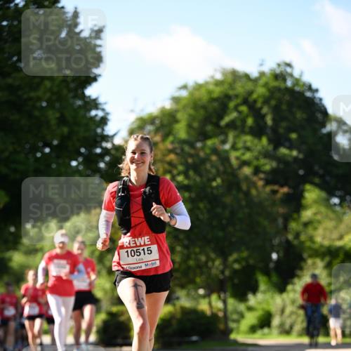 08.06.2024 - REWE Women's Run Dr. Thomas Lammeyer http://msf.ph/oto/6243285 09.06.2024 09:17:46 Laufen 10515 meine-sportfotos.de