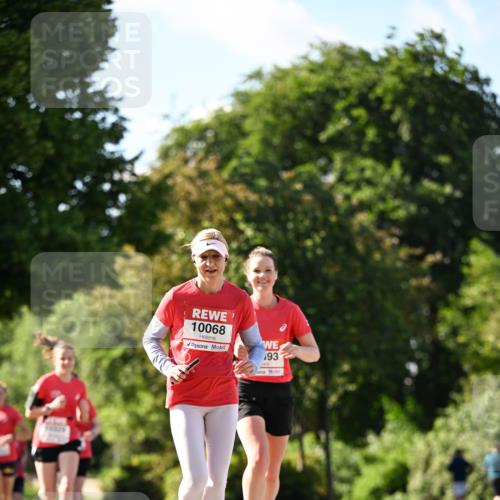 08.06.2024 - REWE Women's Run Dr. Thomas Lammeyer http://msf.ph/oto/6243299 09.06.2024 09:17:49 Laufen 10325, 10068, 93 meine-sportfotos.de