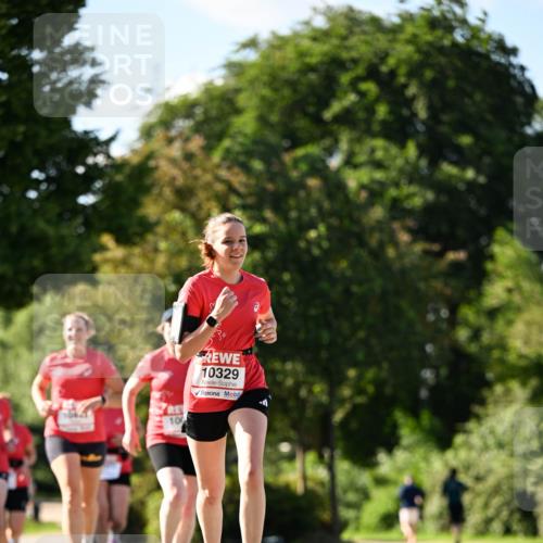 08.06.2024 - REWE Women's Run Dr. Thomas Lammeyer http://msf.ph/oto/6243316 09.06.2024 09:17:52 Laufen 10, 10329 meine-sportfotos.de