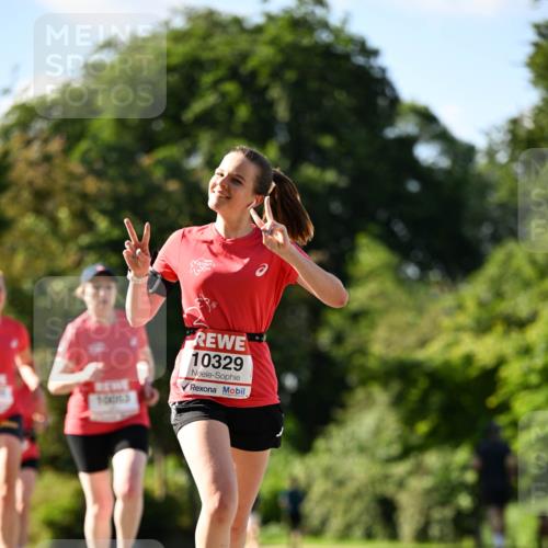 08.06.2024 - REWE Women's Run Dr. Thomas Lammeyer http://msf.ph/oto/6243324 09.06.2024 09:17:53 Laufen 10329 meine-sportfotos.de