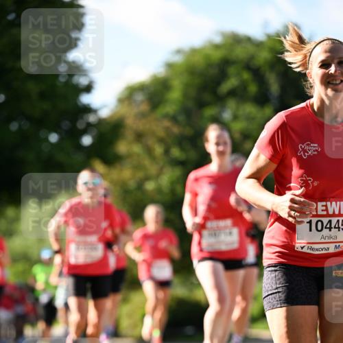 08.06.2024 - REWE Women's Run Dr. Thomas Lammeyer http://msf.ph/oto/6243343 09.06.2024 09:17:56 Laufen 10445 meine-sportfotos.de