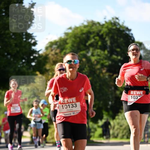 08.06.2024 - REWE Women's Run Dr. Thomas Lammeyer http://msf.ph/oto/6243355 09.06.2024 09:17:57 Laufen 18776, 10133, 1037 meine-sportfotos.de