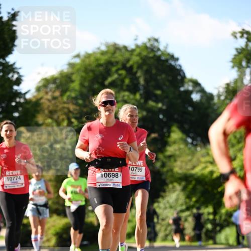 08.06.2024 - REWE Women's Run Dr. Thomas Lammeyer http://msf.ph/oto/6243361 09.06.2024 09:17:58 Laufen 10774, 10698, 10799 meine-sportfotos.de