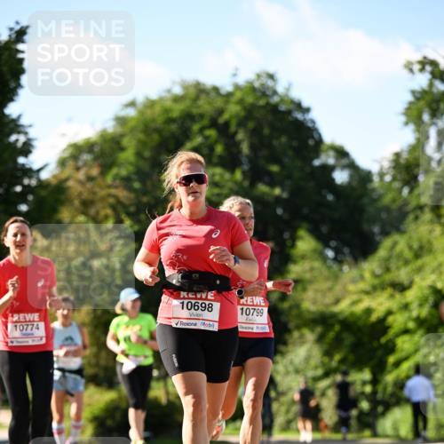 08.06.2024 - REWE Women's Run Dr. Thomas Lammeyer http://msf.ph/oto/6243362 09.06.2024 09:17:59 Laufen 10774, 10698, 10799 meine-sportfotos.de