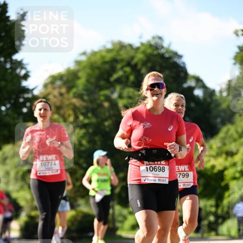 08.06.2024 - REWE Women's Run Dr. Thomas Lammeyer http://msf.ph/oto/6243366 09.06.2024 09:17:59 Laufen 10774, 10698, 799 meine-sportfotos.de