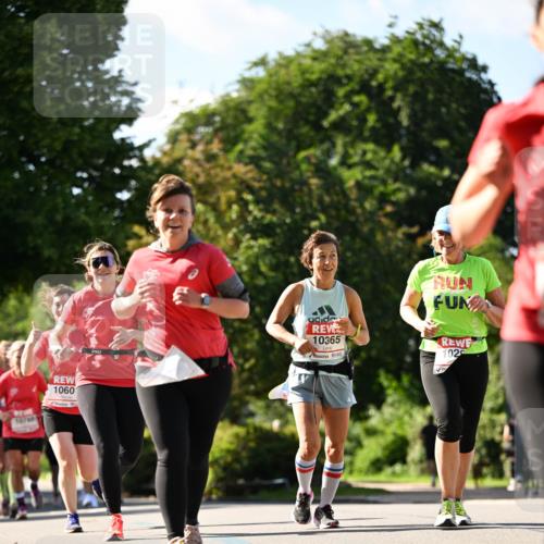 08.06.2024 - REWE Women's Run Dr. Thomas Lammeyer http://msf.ph/oto/6243378 09.06.2024 09:18:01 Laufen 10700, 1060, 10365, 102 meine-sportfotos.de