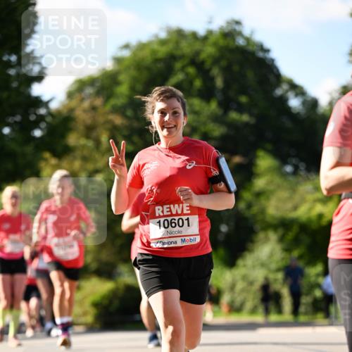 08.06.2024 - REWE Women's Run Dr. Thomas Lammeyer http://msf.ph/oto/6243396 09.06.2024 09:18:04 Laufen 10601 meine-sportfotos.de