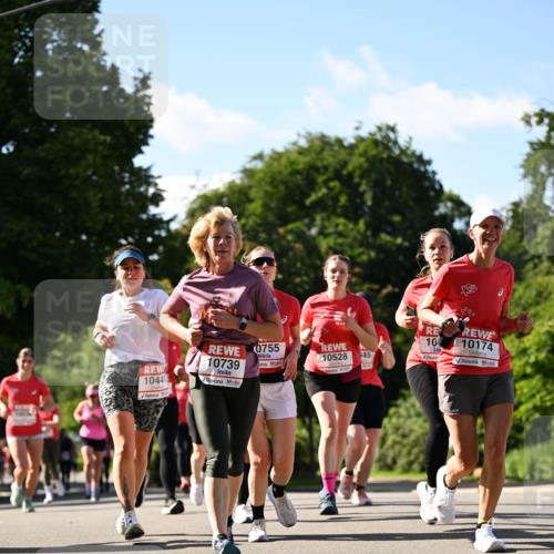 08.06.2024 - REWE Women's Run Dr. Thomas Lammeyer http://msf.ph/oto/6243425 09.06.2024 09:18:10 Laufen 10441, 10739, 10, 0755, 10174, 10528, 45 meine-sportfotos.de