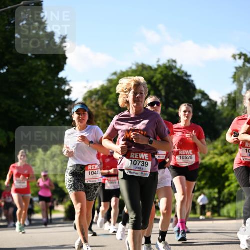 08.06.2024 - REWE Women's Run Dr. Thomas Lammeyer http://msf.ph/oto/6243430 09.06.2024 09:18:10 Laufen 10441, 19, 10739, 10, 10528 meine-sportfotos.de