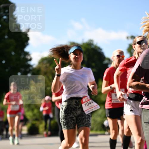 08.06.2024 - REWE Women's Run Dr. Thomas Lammeyer http://msf.ph/oto/6243437 09.06.2024 09:18:11 Laufen 1044 meine-sportfotos.de