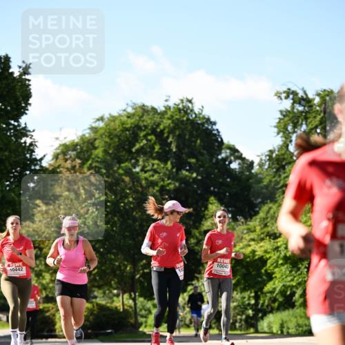 08.06.2024 - REWE Women's Run Dr. Thomas Lammeyer http://msf.ph/oto/6243451 09.06.2024 09:18:15 Laufen 10442, 10043 meine-sportfotos.de