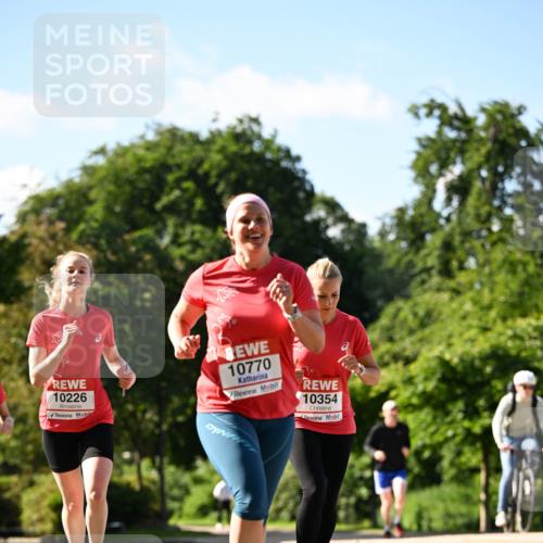 08.06.2024 - REWE Women's Run Dr. Thomas Lammeyer http://msf.ph/oto/6243488 09.06.2024 09:18:21 Laufen 10226, 10770, 10354 meine-sportfotos.de