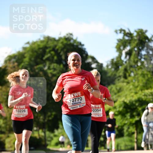 08.06.2024 - REWE Women's Run Dr. Thomas Lammeyer http://msf.ph/oto/6243489 09.06.2024 09:18:21 Laufen 10226, 10770, 0354 meine-sportfotos.de