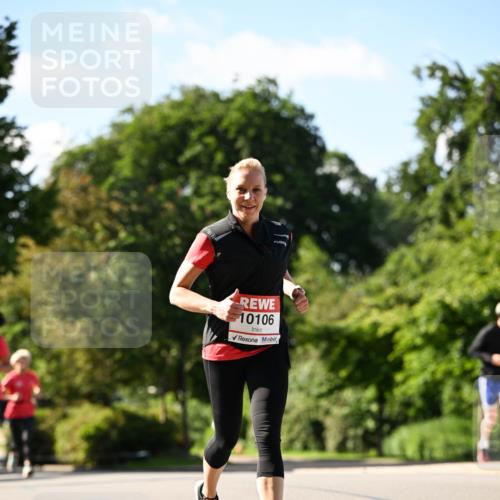 08.06.2024 - REWE Women's Run Dr. Thomas Lammeyer http://msf.ph/oto/6243499 09.06.2024 09:18:24 Laufen 10106 meine-sportfotos.de