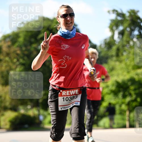 08.06.2024 - REWE Women's Run Dr. Thomas Lammeyer http://msf.ph/oto/6243526 09.06.2024 09:18:30 Laufen 10383 meine-sportfotos.de