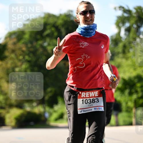 08.06.2024 - REWE Women's Run Dr. Thomas Lammeyer http://msf.ph/oto/6243527 09.06.2024 09:18:30 Laufen 10383 meine-sportfotos.de